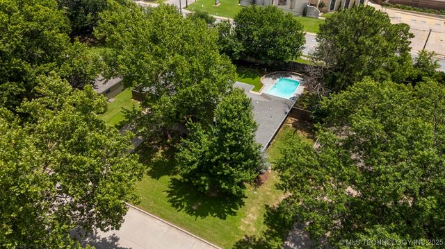 3447 S Gary Place, Tulsa, OK 74105