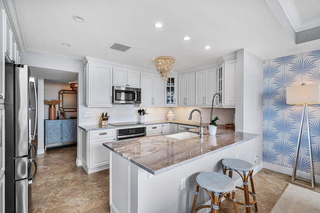 108 Lakeshore Drive 38-ph, North Palm Beach, FL 33408