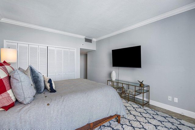 108 Lakeshore Drive 38-ph, North Palm Beach, FL 33408