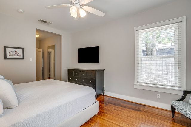 1617 Fairmount Avenue, Fort Worth, TX 76104