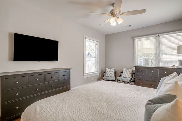 1617 Fairmount Avenue, Fort Worth, TX 76104