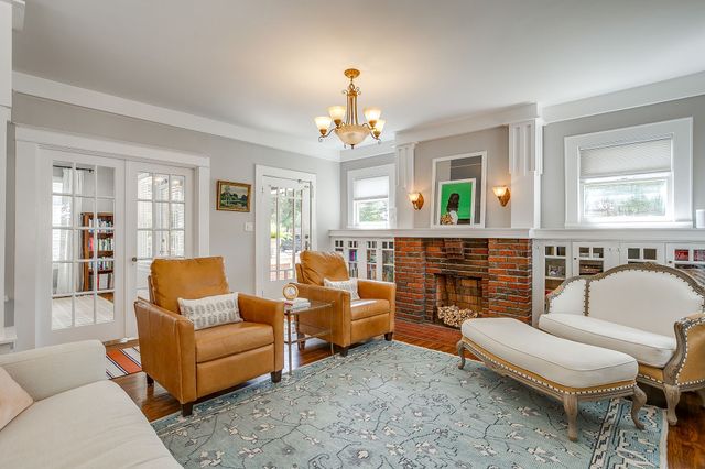 1617 Fairmount Avenue, Fort Worth, TX 76104