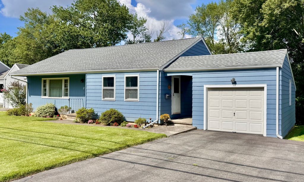 498 North Street, Milford, CT 06461