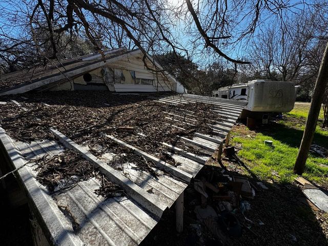 406 S 2nd Street, Tehuacana, TX 76635