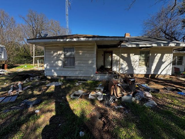 406 S 2nd Street, Tehuacana, TX 76635