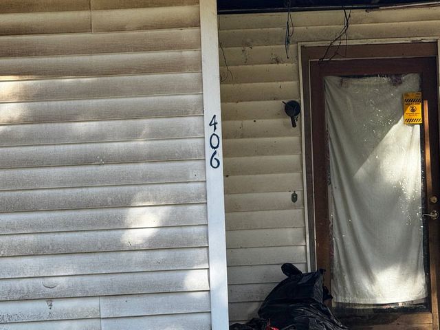 406 S 2nd Street, Tehuacana, TX 76635