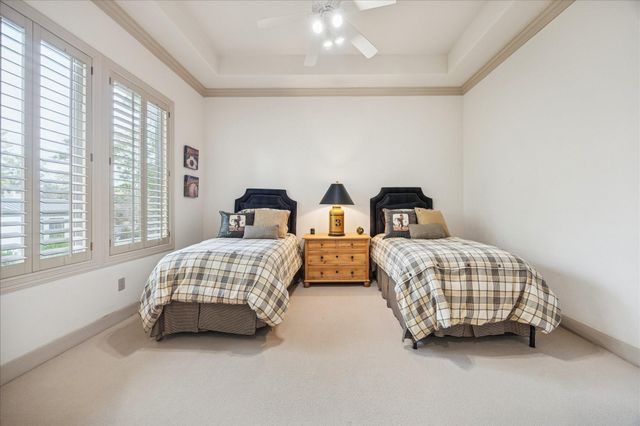 6 Mott Lane, Houston, TX 77024