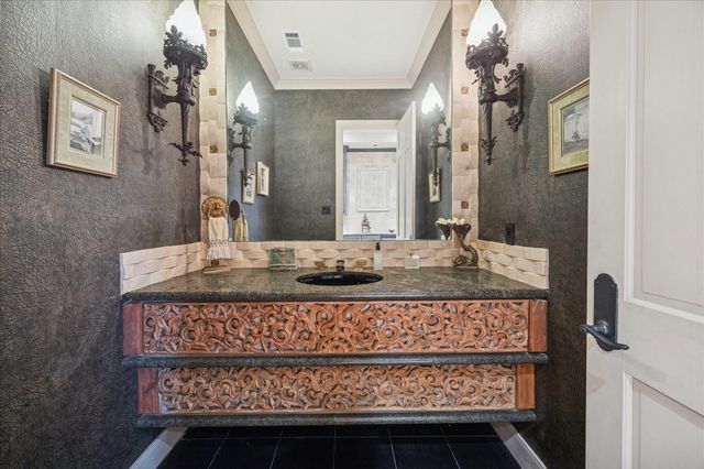 6 Mott Lane, Houston, TX 77024