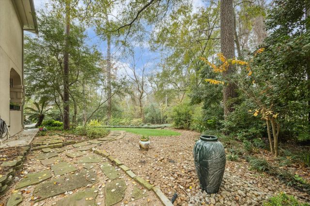 6 Mott Lane, Houston, TX 77024