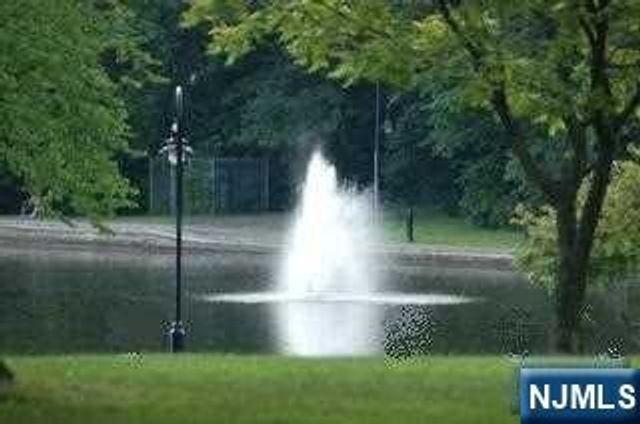 8700 Boulevard East 3D, North Bergen, NJ 07047