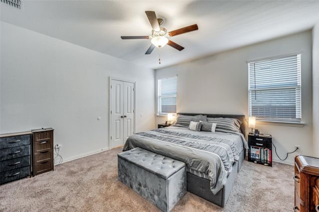11425 Silver Queen Drive, Aubrey, TX 76227