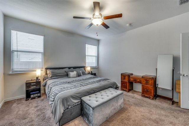 11425 Silver Queen Drive, Aubrey, TX 76227