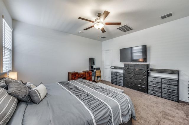 11425 Silver Queen Drive, Aubrey, TX 76227