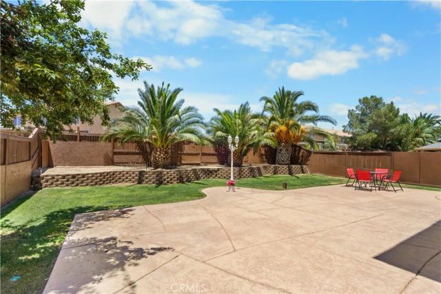 12768 Berrydale, Victorville, CA 92392