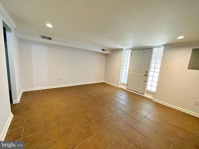 2761 MOWER ST, Philadelphia, PA 19152