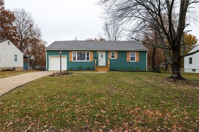 1301 NE 67th Terrace, Gladstone, MO 64118