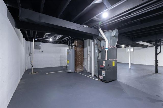 1301 NE 67th Terrace, Gladstone, MO 64118