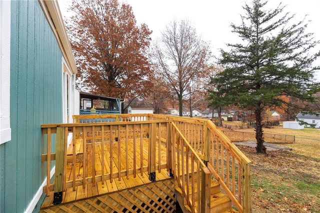 1301 NE 67th Terrace, Gladstone, MO 64118