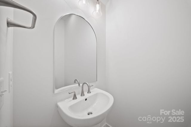 109 Collin Place 4, Asheville, NC 28804