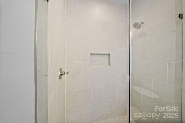 109 Collin Place 4, Asheville, NC 28804