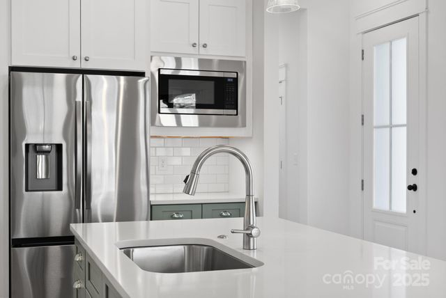 109 Collin Place 4, Asheville, NC 28804