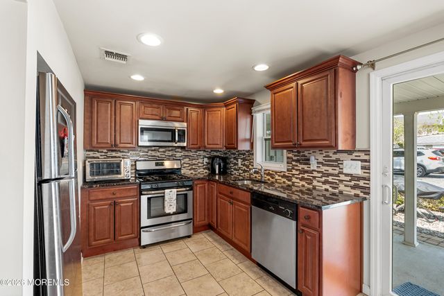 95-97 Linden Place, Red Bank, NJ 07701