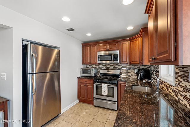 95-97 Linden Place, Red Bank, NJ 07701