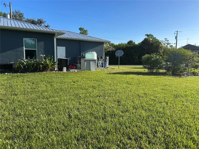 1456 LIGGETT CIRCLE, Port Charlotte, FL 33953