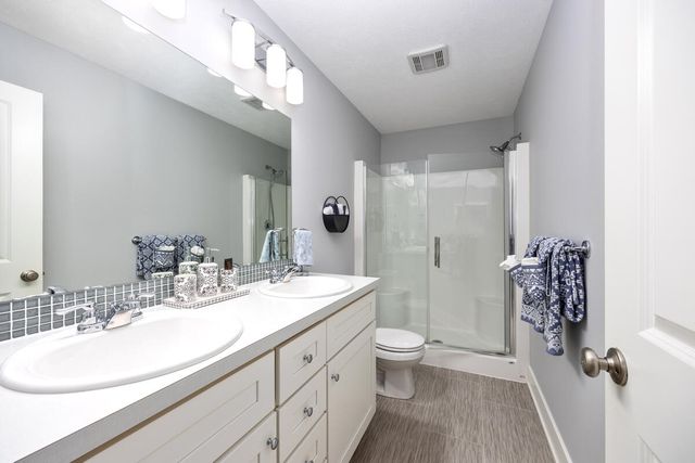 8911 Barrington Lane 30, Jenison, MI 49428
