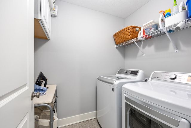 8911 Barrington Lane 30, Jenison, MI 49428
