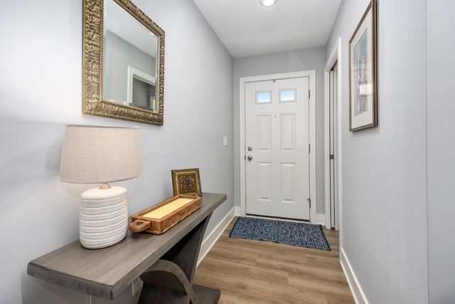 8911 Barrington Lane 30, Jenison, MI 49428