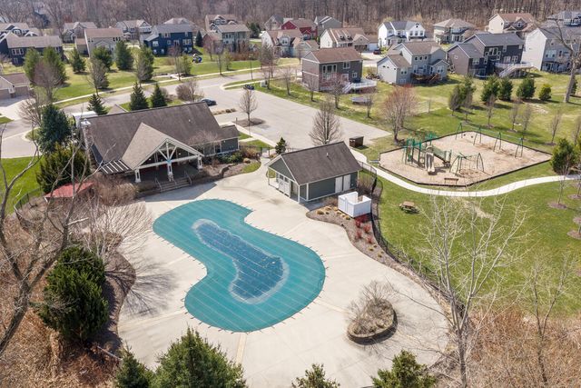 8911 Barrington Lane 30, Jenison, MI 49428