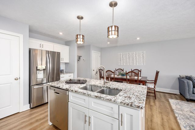 8911 Barrington Lane 30, Jenison, MI 49428