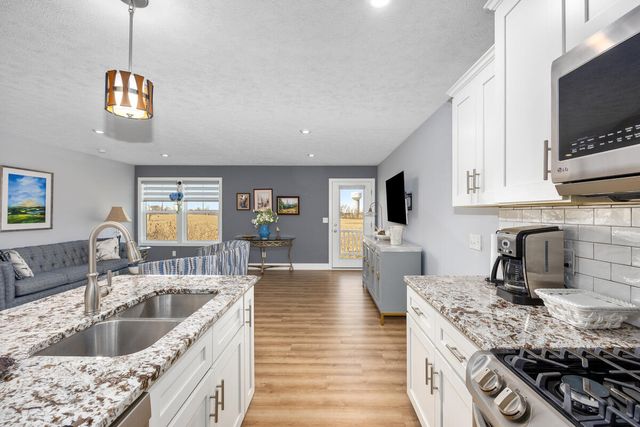 8911 Barrington Lane 30, Jenison, MI 49428