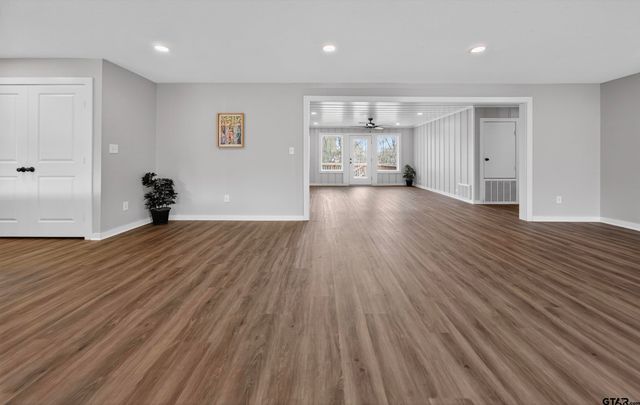 805 E Duval, Troup, TX 75789