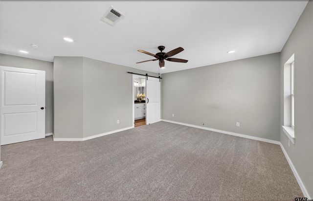 805 E Duval, Troup, TX 75789