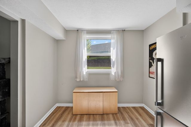 3405 Woodland Avenue 53, West Des Moines, IA 50266