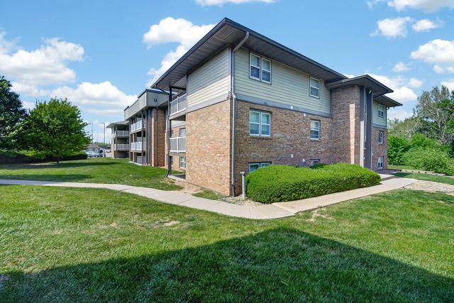 3405 Woodland Avenue 53, West Des Moines, IA 50266
