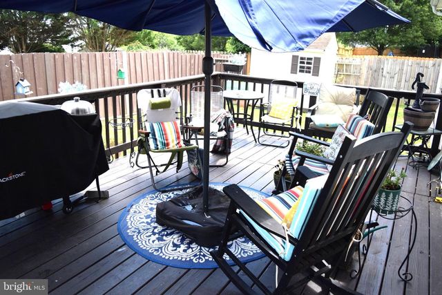 98 KNOX DR, Hedgesville, WV 25427