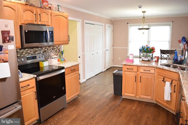 98 KNOX DR, Hedgesville, WV 25427