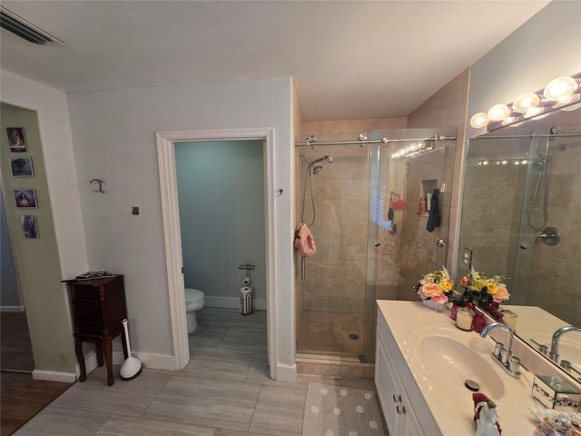 7082 Middlebury Drive, Boynton Beach, FL 33436