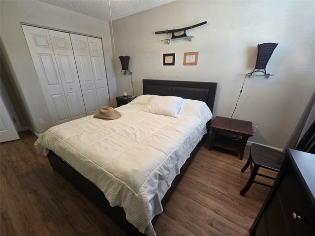 7082 Middlebury Drive, Boynton Beach, FL 33436