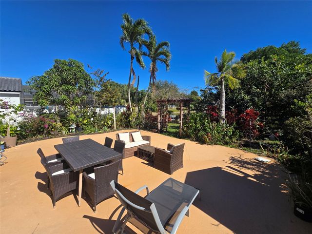 7082 Middlebury Drive, Boynton Beach, FL 33436