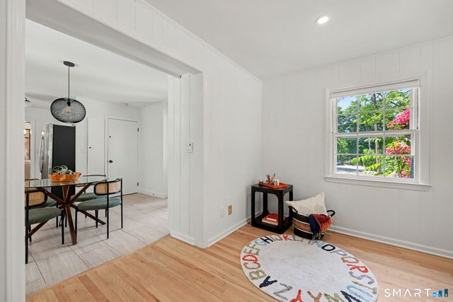 75 Vincent Avenue, Stamford, CT 06905