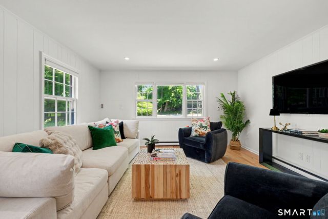 75 Vincent Avenue, Stamford, CT 06905