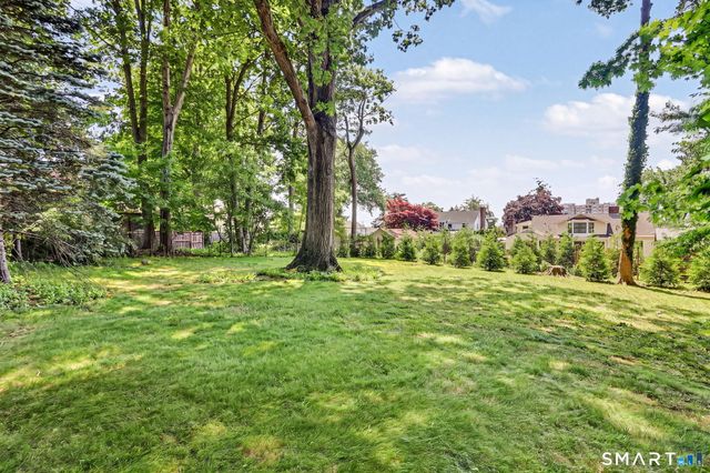 75 Vincent Avenue, Stamford, CT 06905