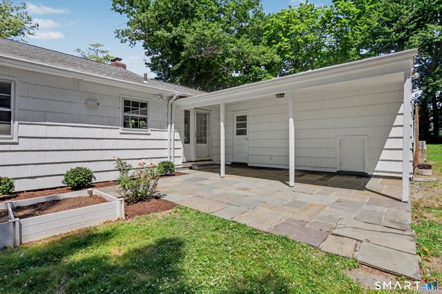 75 Vincent Avenue, Stamford, CT 06905