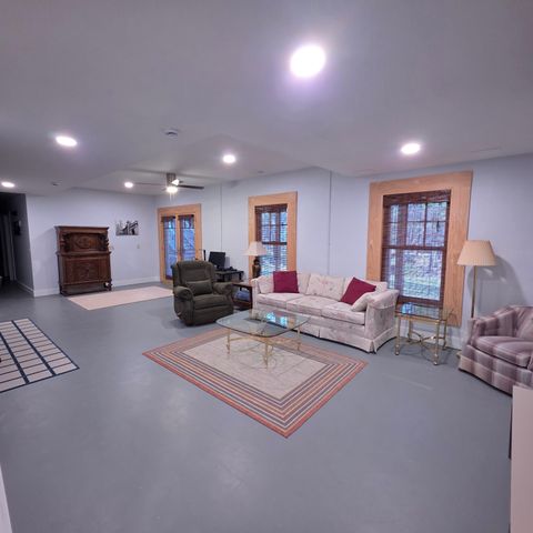 5875 W Michigan Avenue, Pentwater, MI 49449