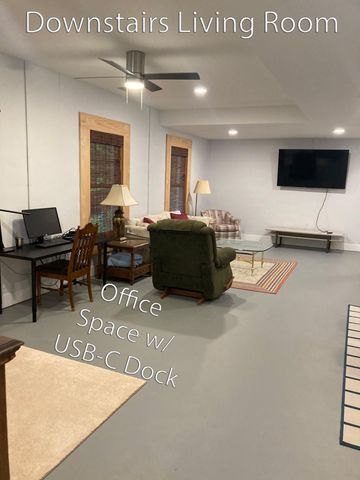 5875 W Michigan Avenue, Pentwater, MI 49449