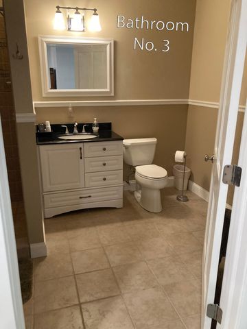 5875 W Michigan Avenue, Pentwater, MI 49449